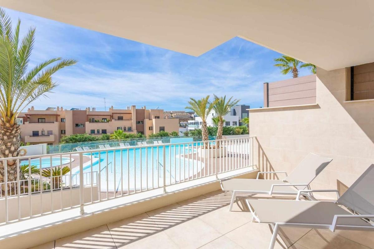 Heated Pool And Gym Premium Apartment MIJAS COSTA Luaran gambar